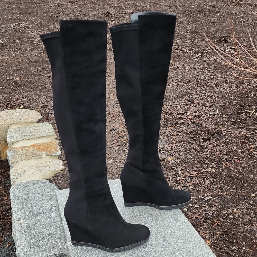 Stuart Weitzman Elegant Black Suede Women's Boots 7 M